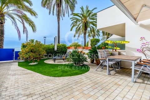 Apartamento en Sitges, Barcelona, España 2 dormitorios, 100 m2 No. 156668