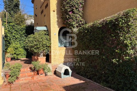 Casa in vendita a Barcelona, Spagna 4 camere da letto, 282 mq. N° 156674 - foto 3