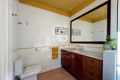 Продажа дома в Барселона, Испания 4 спальни, 282м2 №156674 - фото 16