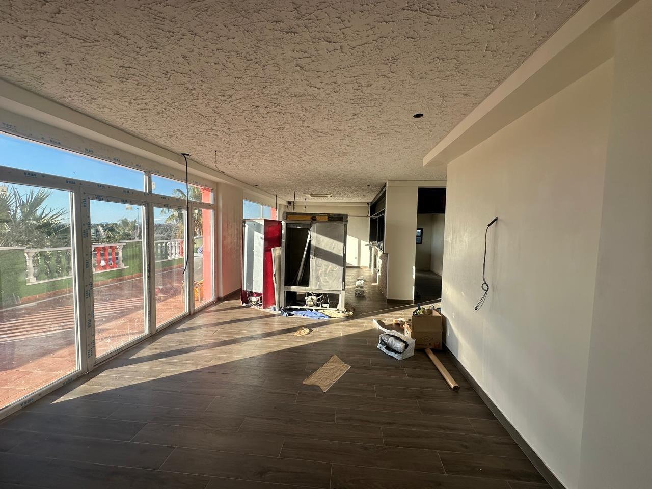 Commercial property in La Zenia, Alicante, Spain 400 sq.m. No. 151046