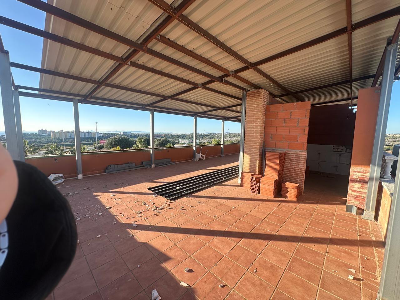 Commercial property in La Zenia, Alicante, Spain 400 sq.m. No. 151046