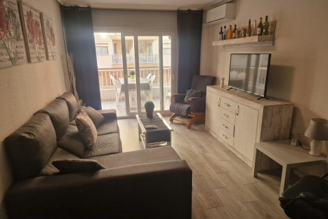 Apartamento en venta en Torrevieja, Alicante, España 3 dormitorios,  No. 151048 - foto 21