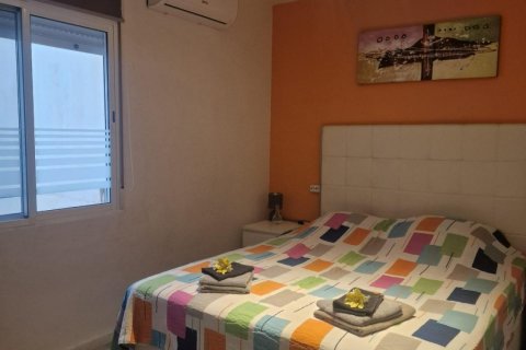 Apartamento en venta en Torrevieja, Alicante, España 3 dormitorios,  No. 151048 - foto 12