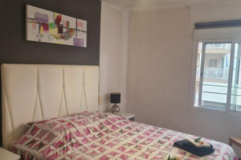Apartamento en venta en Torrevieja, Alicante, España 3 dormitorios,  No. 151048 - foto 9