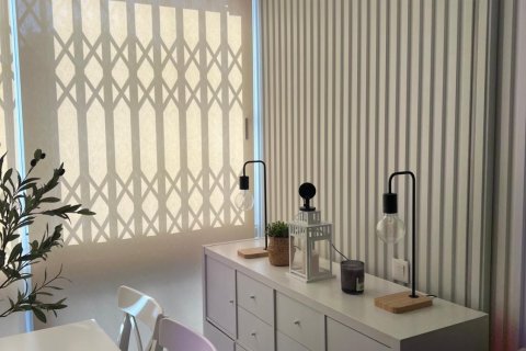 Huoneisto myytävänä Villafranqueza, Alicante, Espanja, 2 makuuhuonetta, 89 m2 No. 151047 - kuva 5