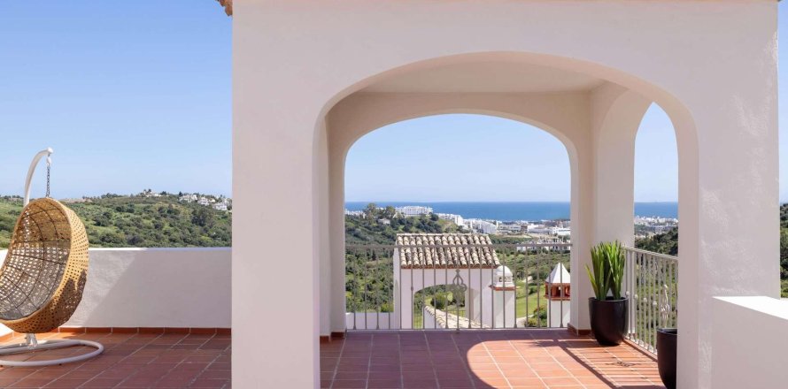 Villa in Estepona, Malaga, Spanien 3 Schlafzimmer, 262 m2 Nr. 169481