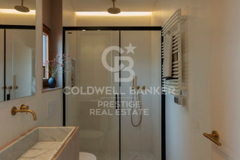 Kattohuoneisto myytävänä Barcelona, Espanja, 2 makuuhuonetta, 101 m2 No. 159244 - kuva 15
