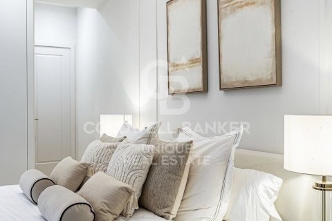 Huoneisto myytävänä Madrid, Espanja, 2 makuuhuonetta, 165 m2 No. 159243 - kuva 9