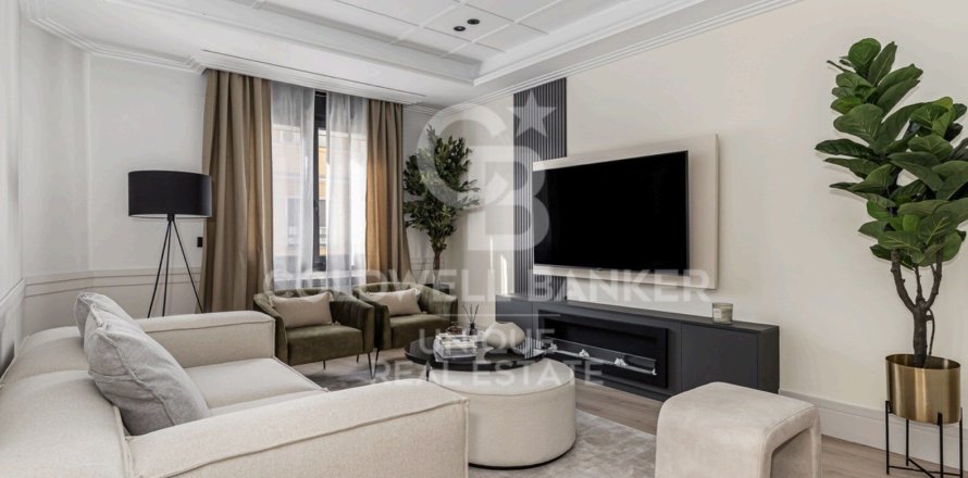 Appartamento a Madrid, Spagna 2 camere da letto, 165 mq. N° 159243