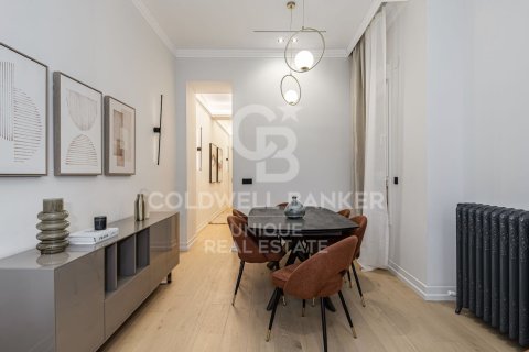 Huoneisto myytävänä Madrid, Espanja, 2 makuuhuonetta, 165 m2 No. 159243 - kuva 5