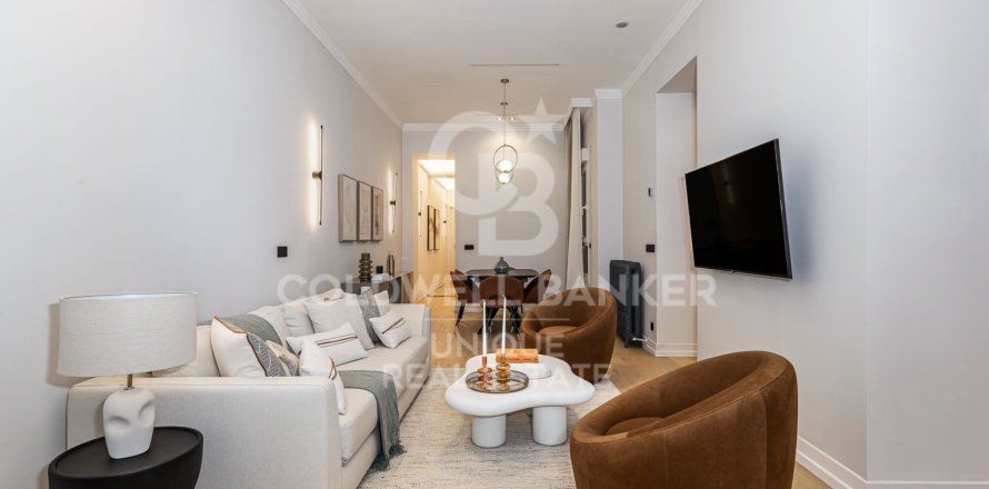 Huoneisto Madrid, Espanja 2 makuuhuonetta, 165 m2 No. 159243