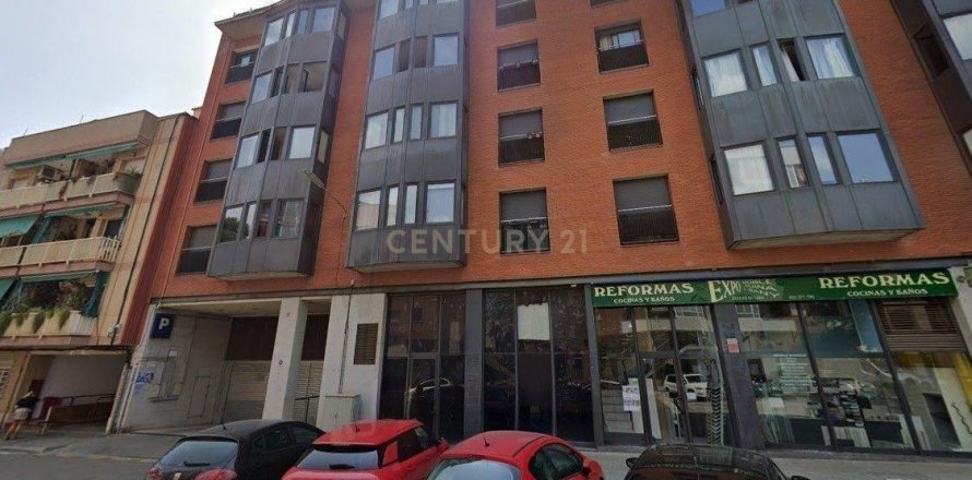 Autotallit Sant Boi de Llobregat, Barcelona, Espanja 14 m2 No. 186508