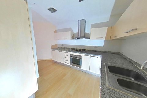 Apartament w Montcada i Reixac, Barcelona, Hiszpania 3 sypialnie, 96 mkw. nr 186511