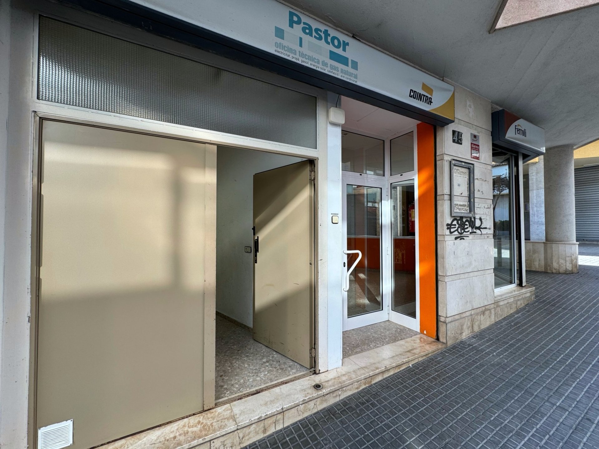 Propiedad comercial en Lloret de Mar, Gerona, España 170 m2 No. 183142
