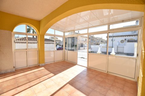 Townhouse à vendre à Alicante, Espagne, 3 chambres, 75 m2 No. 147128 - photo 4