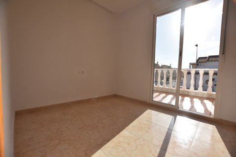Townhouse à vendre à Alicante, Espagne, 3 chambres, 75 m2 No. 147128 - photo 19
