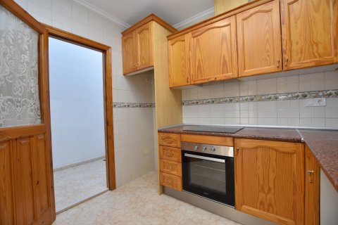 Townhouse à vendre à Alicante, Espagne, 3 chambres, 75 m2 No. 147128 - photo 9