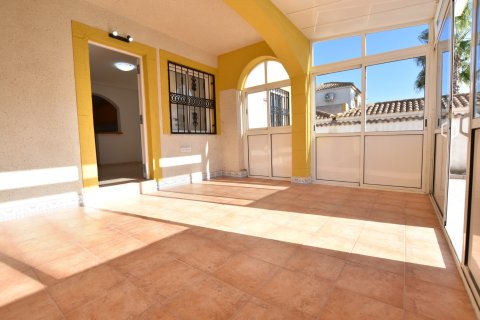 Townhouse à vendre à Alicante, Espagne, 3 chambres, 75 m2 No. 147128 - photo 3