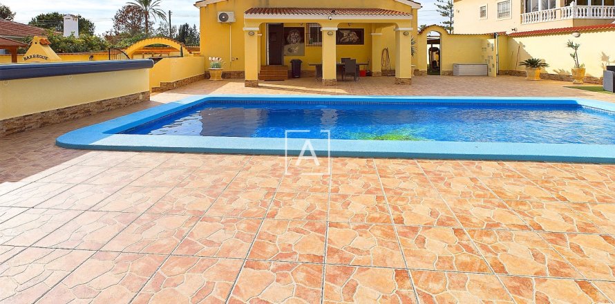 Villa in Pinar De Campoverde, Alicante, Spanien 4 Schlafzimmer, 167 m2 Nr. 147127