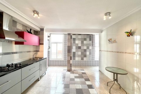 Apartment à vendre à Torrevieja, Alicante, Espagne, 3 chambres, 91 m2 No. 147131 - photo 1