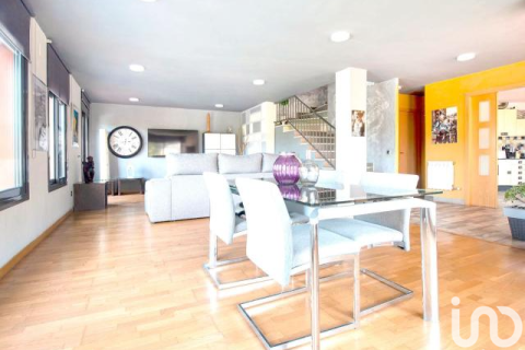 Dom w Cervello, Barcelona, Hiszpania 5 sypialni, 1188 mkw. nr 153743 – zdjęcie 8