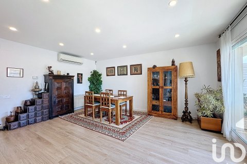 Penthouse w Alella, Barcelona, Hiszpania 4 sypialnie, 140 mkw. nr 153745 – zdjęcie 5