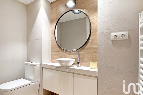 Продажа дома в Барселона, Испания 3 спальни, 336м2 №153749 - фото 10