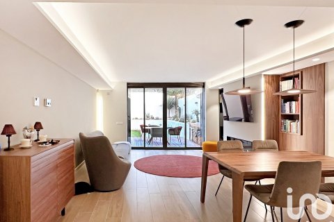 Продажа дома в Барселона, Испания 3 спальни, 336м2 №153749 - фото 6