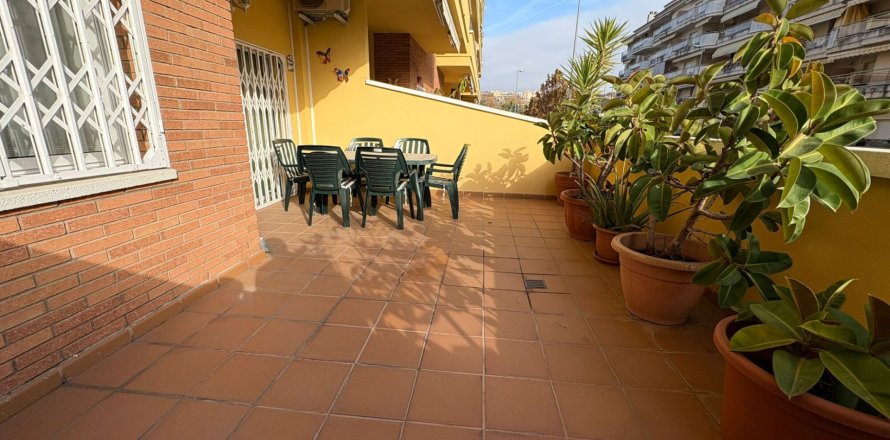 Wohnung in Blanes, Girona, Spanien 2 Schlafzimmer, 85 m2 Nr. 147219