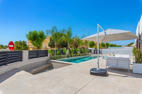 Villa pārdošanā Alicante, Spānijā 3 istabas, 220 m2 Nr. 145400 - attēls 16