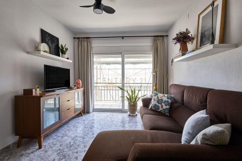 Apartment in Sabadell, Barcelona, Spain 4 bedrooms, 104 sq.m. No. 186248