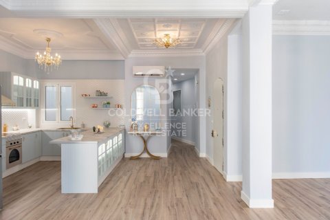 Huoneisto Valencia, Espanja 3 makuuhuonetta, 140 m2 No. 157796