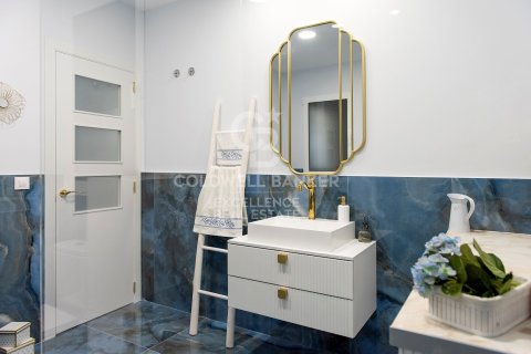 Apartamento en venta en Valencia, València, España 3 dormitorios, 140 m2 No. 157796 - foto 24