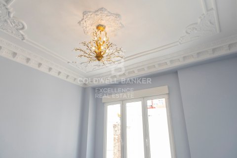 Apartamento en venta en Valencia, València, España 3 dormitorios, 140 m2 No. 157796 - foto 17