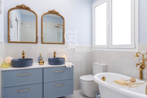 Apartamento en venta en Valencia, València, España 3 dormitorios, 140 m2 No. 157796 - foto 19