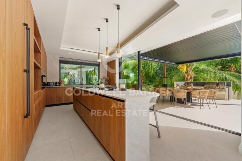 Villa zum Verkauf in Marbella, Malaga, Spanien 5 Schlafzimmer, 837 m2 Nr. 157795 - Foto 9