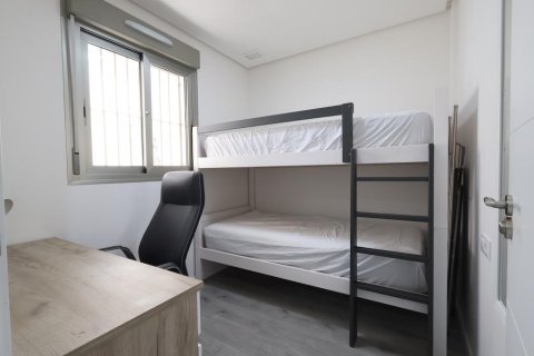 Apartment for sale in Alicante, Spain 3 bedrooms, 105 sq.m. No. 190275 - photo 9