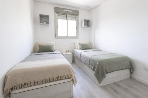 Apartment for sale in Alicante, Spain 3 bedrooms, 105 sq.m. No. 190275 - photo 11