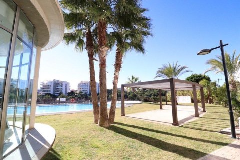 Apartment for sale in Alicante, Spain 3 bedrooms, 105 sq.m. No. 190275 - photo 25