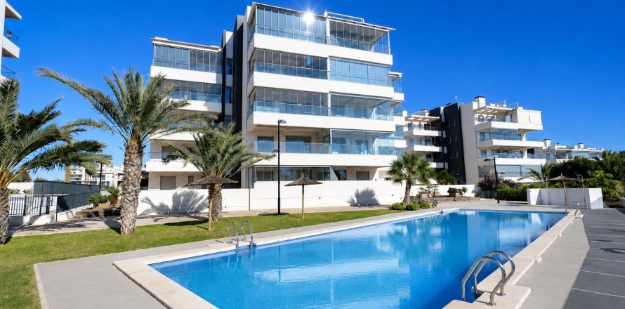 Apartment in Alicante, Spain 3 bedrooms, 105 sq.m. No. 190275