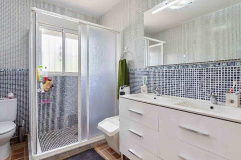 Finka w Orihuela, Alicante, Hiszpania 6 sypialni, 358 mkw. nr 145886 – zdjęcie 14