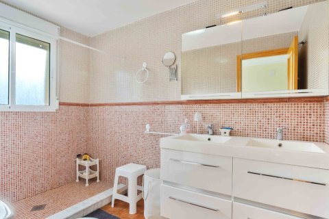 Finka w Orihuela, Alicante, Hiszpania 6 sypialni, 358 mkw. nr 145886 – zdjęcie 12