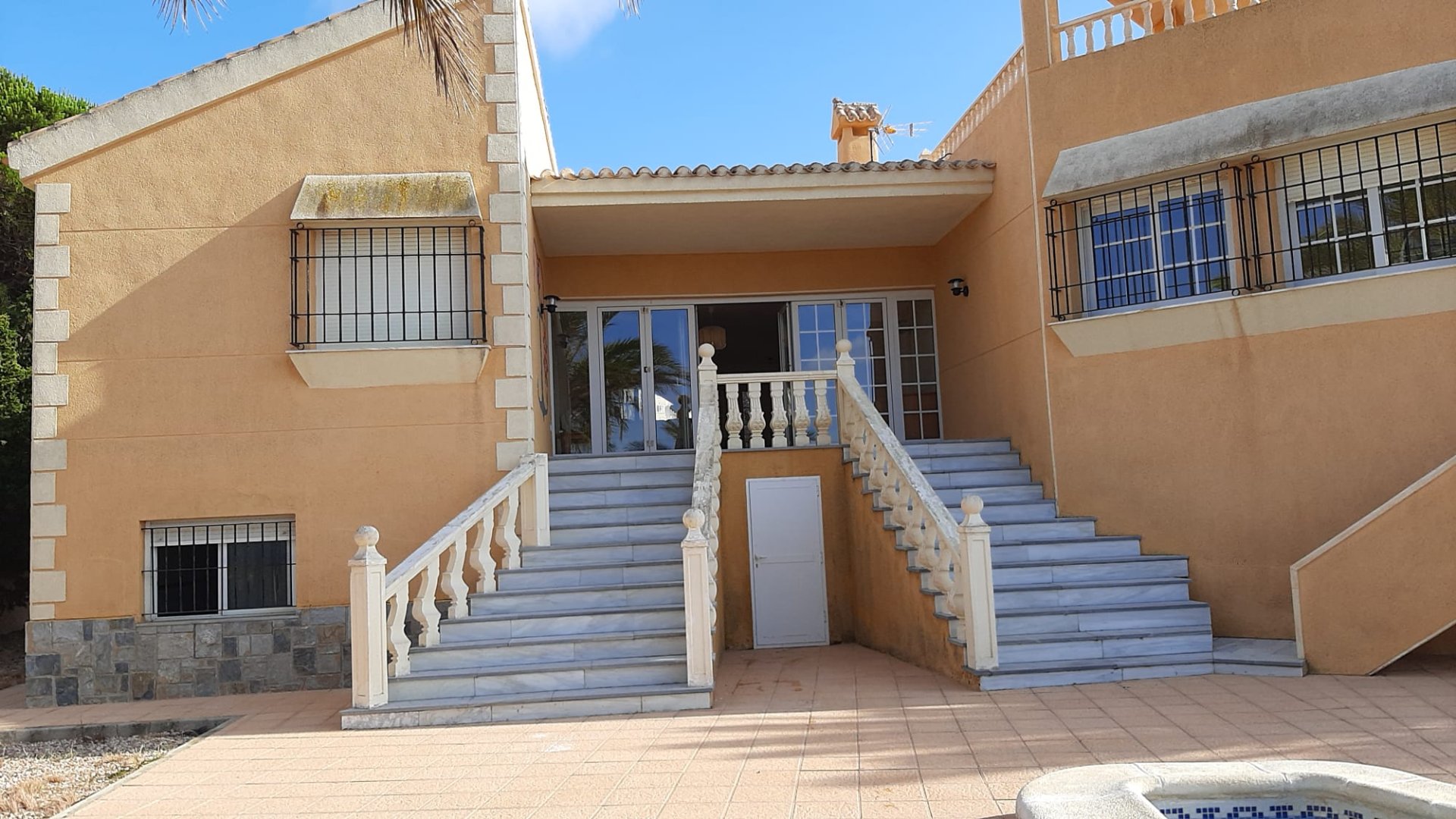Villa in La Manga del Mar Menor, Murcia, Spain 3 bedrooms, 465 sq.m. No. 135883