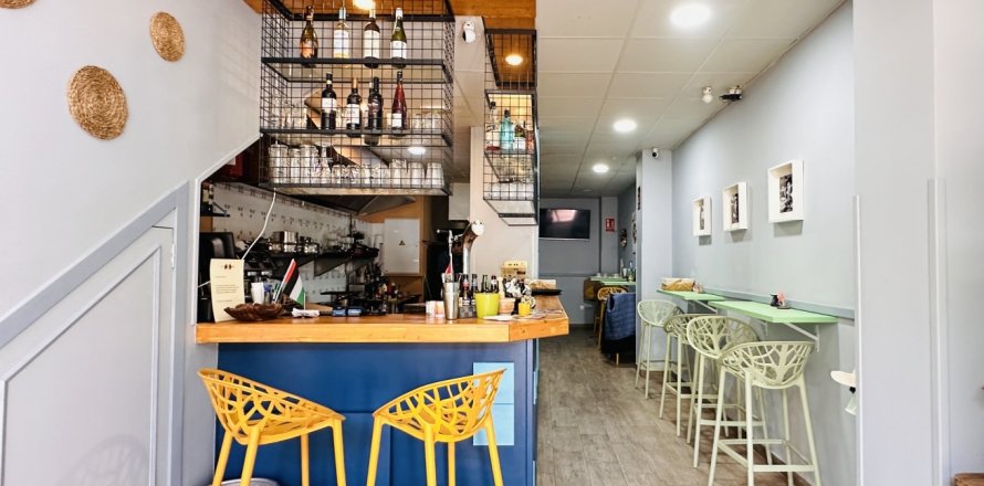 Коммерческая недвижимость в Эль Кампельо, Аликанте, Испания 175м2 №154107