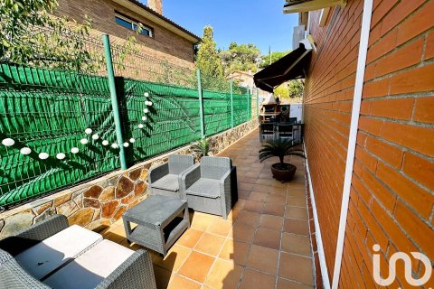 Dom w Argentona, Barcelona, Hiszpania 4 sypialnie, 234 mkw. nr 154108 – zdjęcie 5