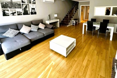 Dom w Argentona, Barcelona, Hiszpania 4 sypialnie, 234 mkw. nr 154108 – zdjęcie 6