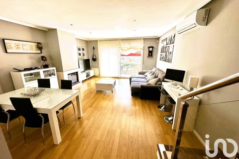 Dom w Argentona, Barcelona, Hiszpania 4 sypialnie, 234 mkw. nr 154108 – zdjęcie 8