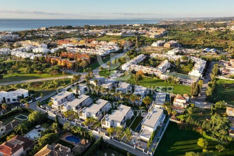 Сasa en venta en Estepona, Málaga, España 5 dormitorios, 356 m2 No. 157760 - foto 23