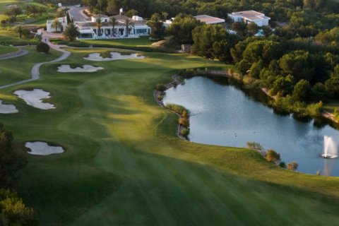 Villa en venta en Dehesa De Campoamor, Alicante, España 3 dormitorios, 152 m2 No. 154482 - foto 2