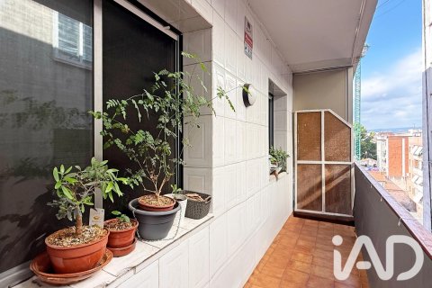 Huoneisto Mollet Del Valles, Barcelona, Espanja 4 makuuhuonetta, 71.79 m2 No. 195817